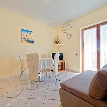 Klaudio 634 Guest house 3*